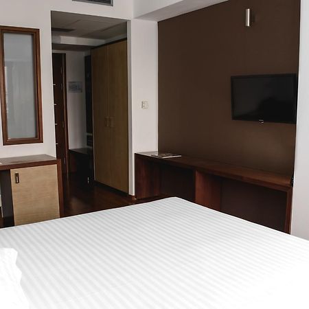 City5 Rooms & Suites By Lsa Skopje Luaran gambar