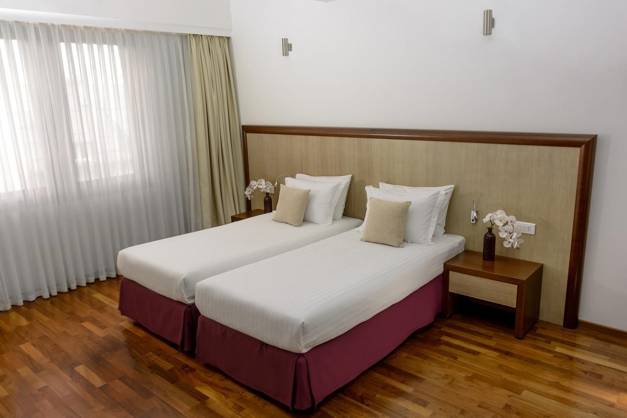 City5 Rooms & Suites By Lsa Skopje Luaran gambar